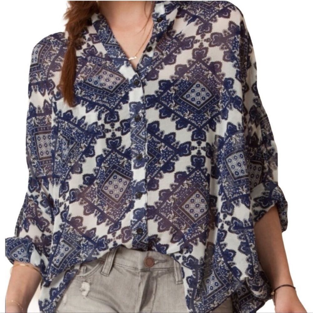 Sans Souci Blue White Paisley Patterned Tunic Button-Up Shirt Size Medium
